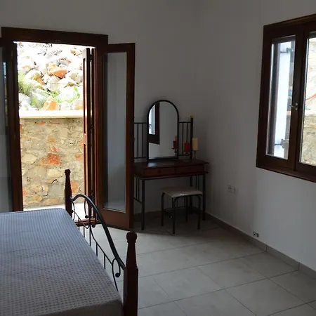 House On The Hill Appartement Symi